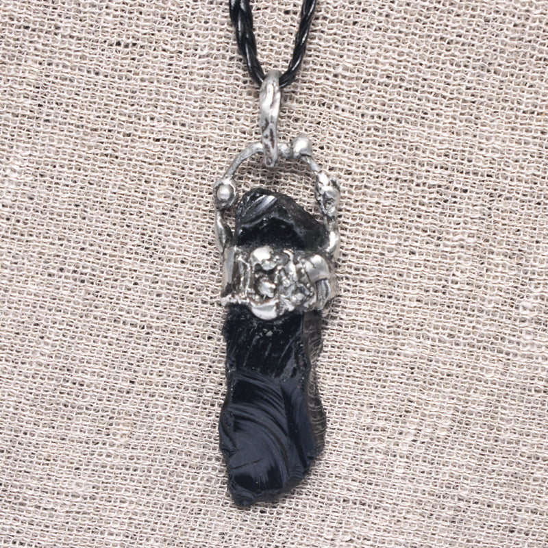 Pakabukas „Obsidiano Galia“