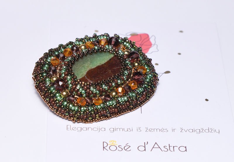 Sagė su Chrizoprazu "Ant Žemės Delno" - Rankų darbo gaminiai